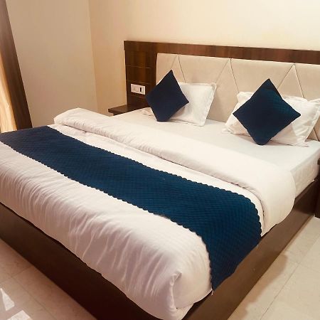 Divine Ganga - Luxury Comfort ! Travellers Delight ! Budget Friendly ! Prime Location ! Guest Favourite Haridwār المظهر الخارجي الصورة